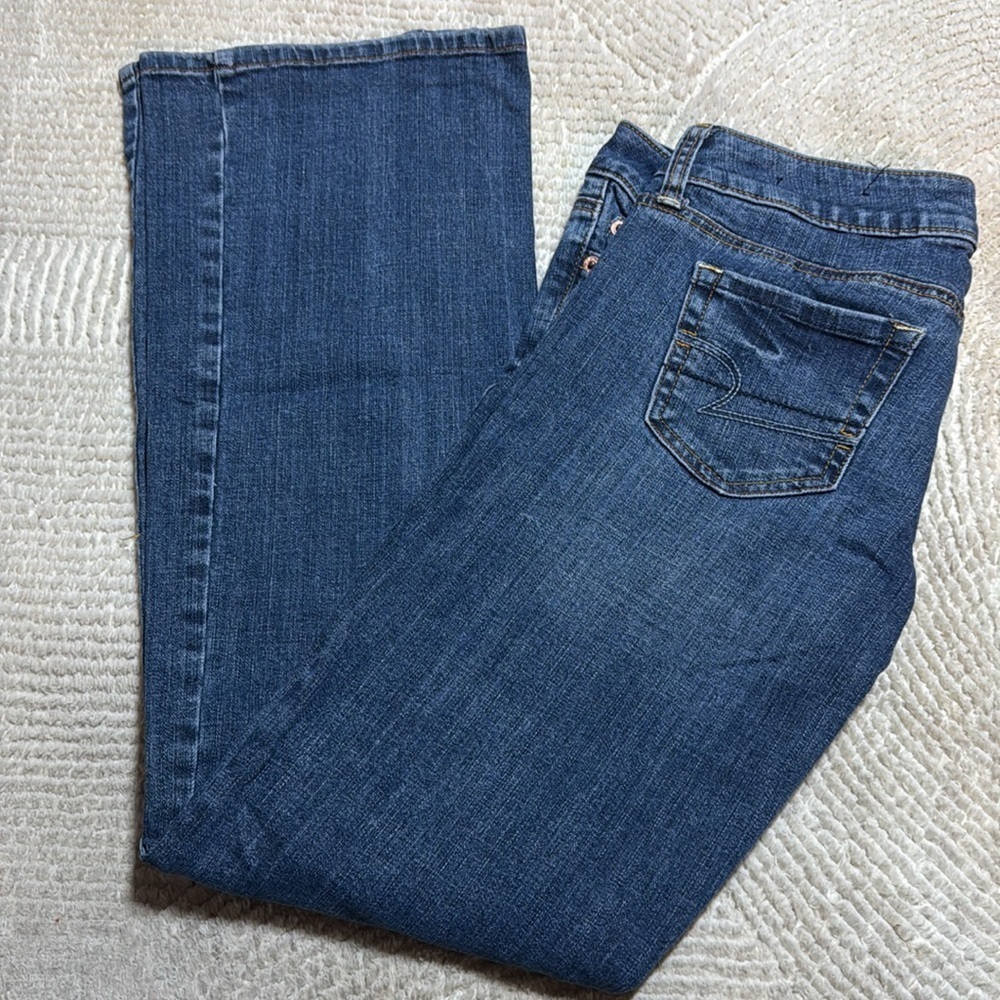American Eagle low rise stretch Favorite Boyfriend med wash jeans sz 4
